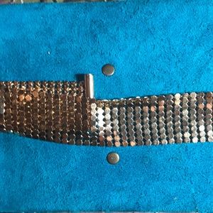 AE gold mesh choker
